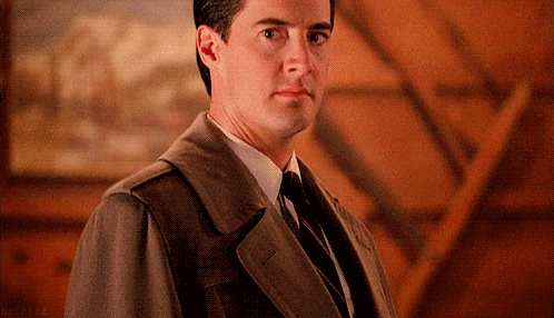 Agent-Dale-Cooper-comes-town-investigate-he-whole-lot-character