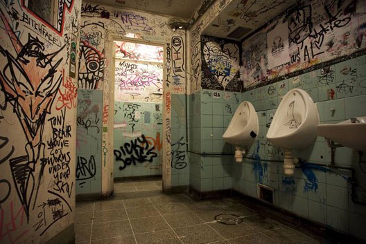toiletgraffiti014