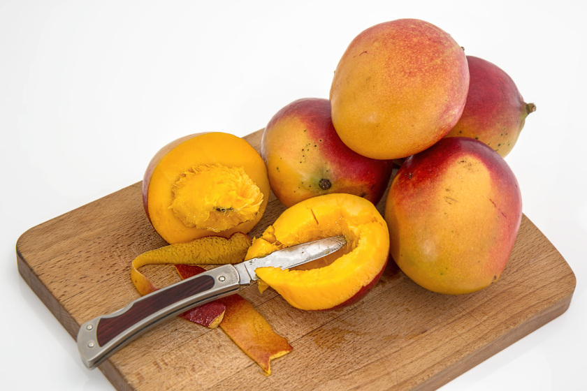 mango-tropical-fruit-juicy-sweet-39303