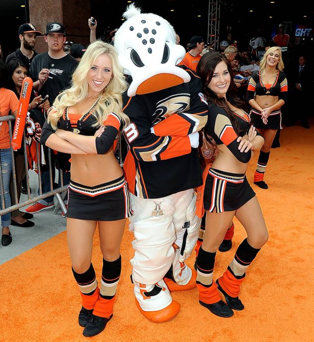 Anaheim-Ducks-mascot-Wild-Wing-Power-Players-Ice-Girls.jpg