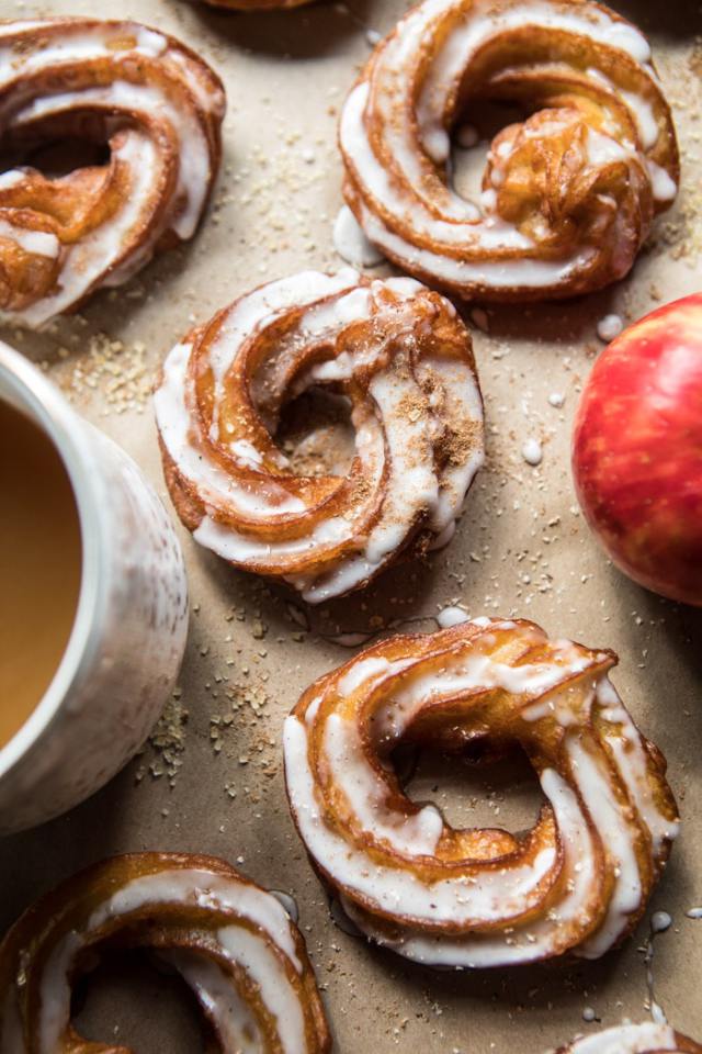mulled-apple-cider-chai-french-crullers-1