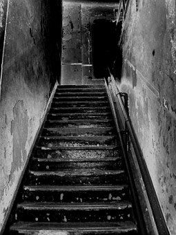 stairs-205718__340